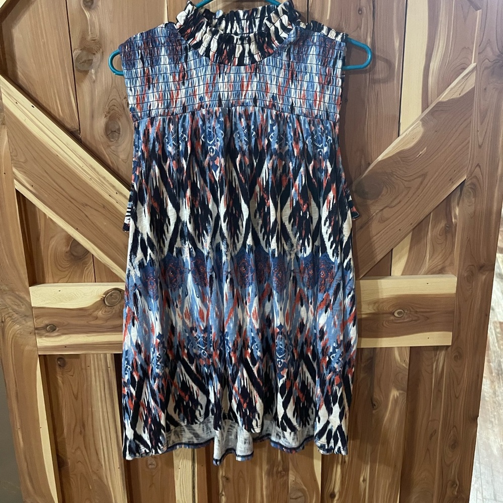 High neck sleeveless shirt size Xl